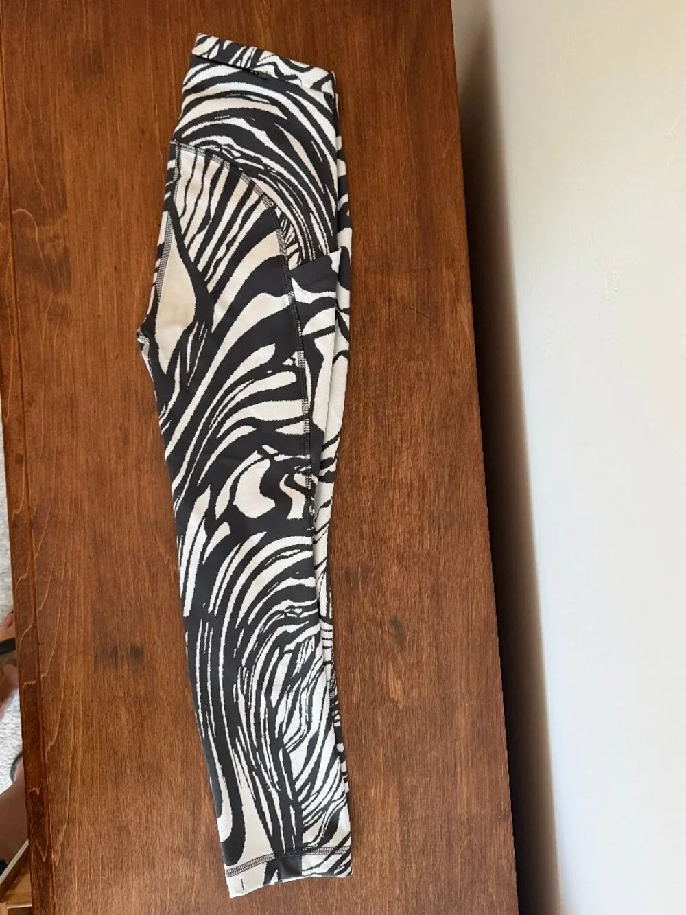 Lululemon Swift Speed High-Rise Crop Legging 21